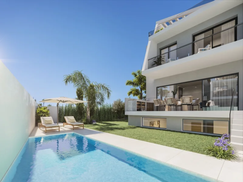 3 Bedroom Private Villa for Sale in Estepona