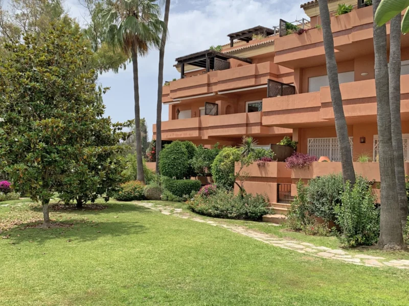 3 Bedroom Apartment for Sale in El Embrujo Marbella, Puerto Banús, Marbella