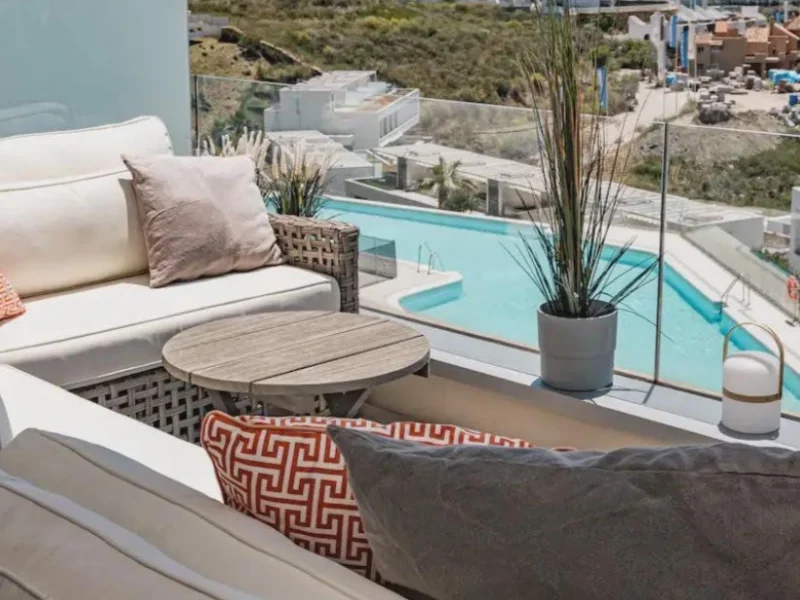 3 Bedroom Apartment for Rent in Cancelada, Estepona