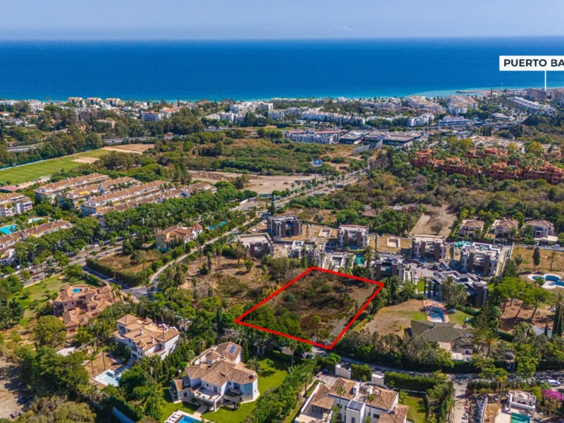 Apartment for Sale in Atalaya de Río Verde, Nueva Andalucía, Marbella