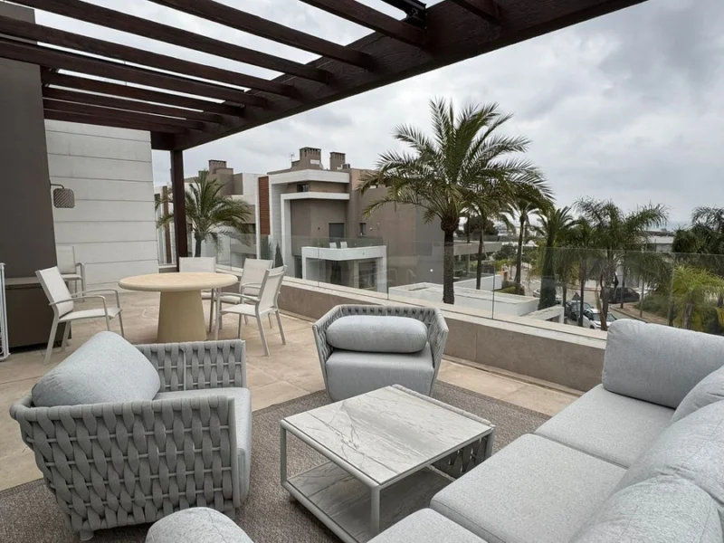 2 Bedroom Apartment for Sale in Cancelada, Estepona