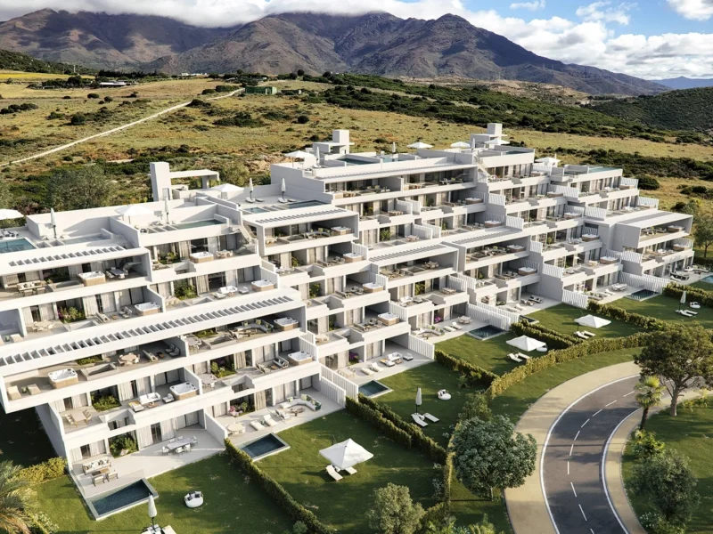3 Bedroom Apartment with Terrace for Sale in Alcazaba Beach, Nueva Milla de Oro, Estepona