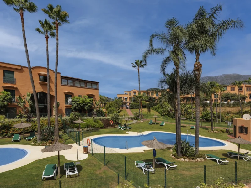 2 Bedroom Apartment with Terrace for Sale in Marbella