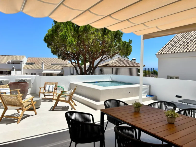 Furnished 3 Bedroom Apartment for Rent in Aloha, Nueva Andalucía, Marbella