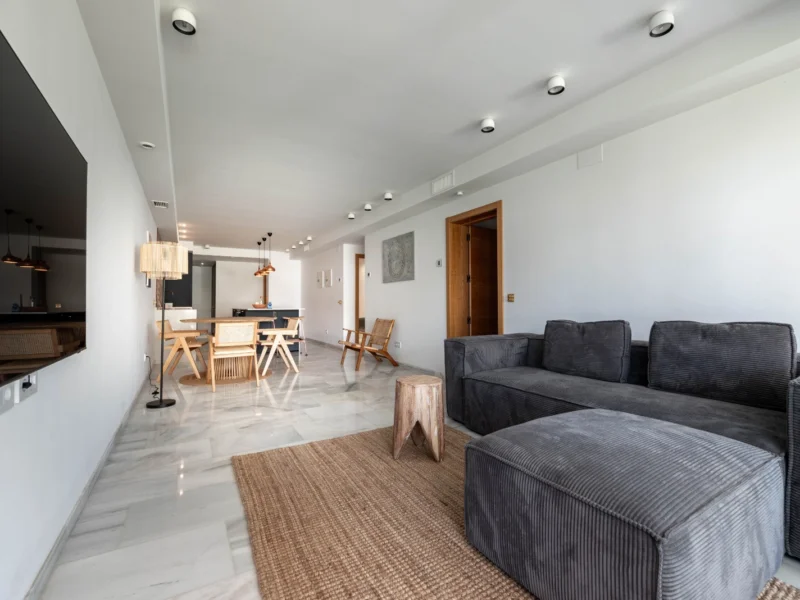 2 Bedroom Apartment for Rent in Nueva Andalucía, Marbella