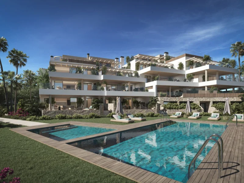 3 Bedroom Apartment with Terrace for Sale in Cabopino, Marbella