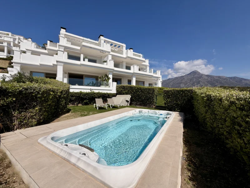3 Bedroom Apartment for Sale in Nueva Andalucía, Marbella