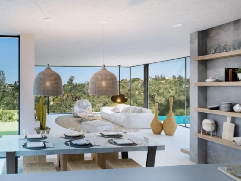 4 Bedroom Private Villa for Sale in Estepona