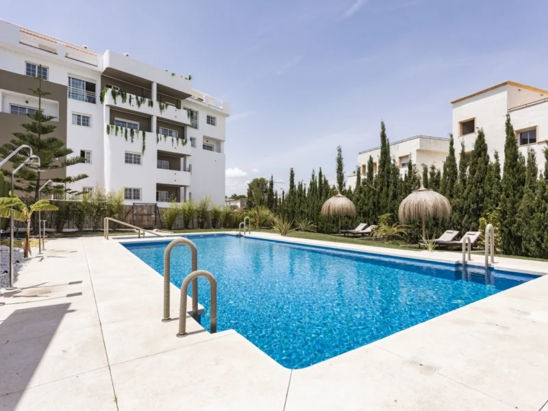 2 Bedroom Apartment for Sale in Nueva Andalucía, Marbella