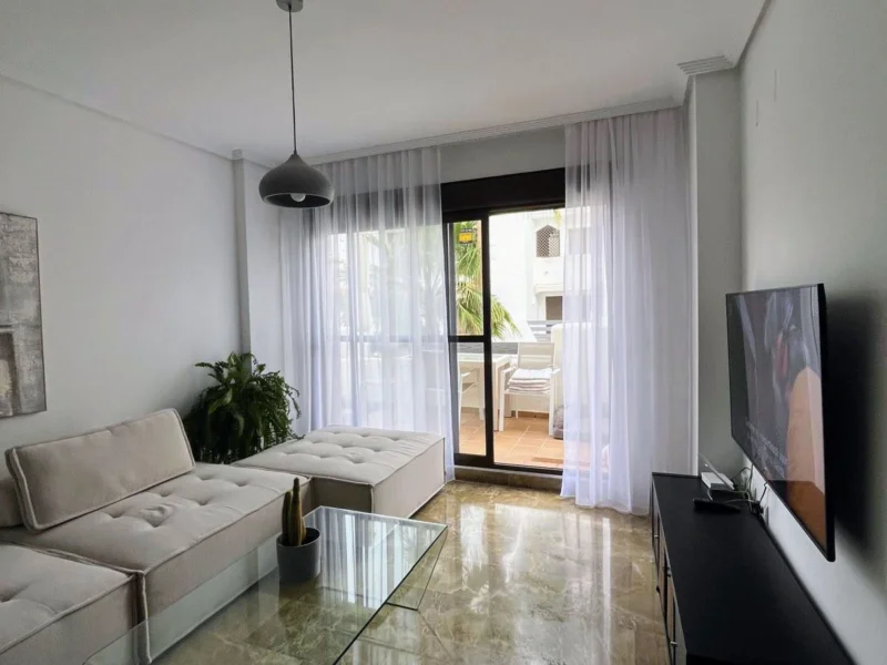 2 Bedroom Apartment for Rent in Estepona