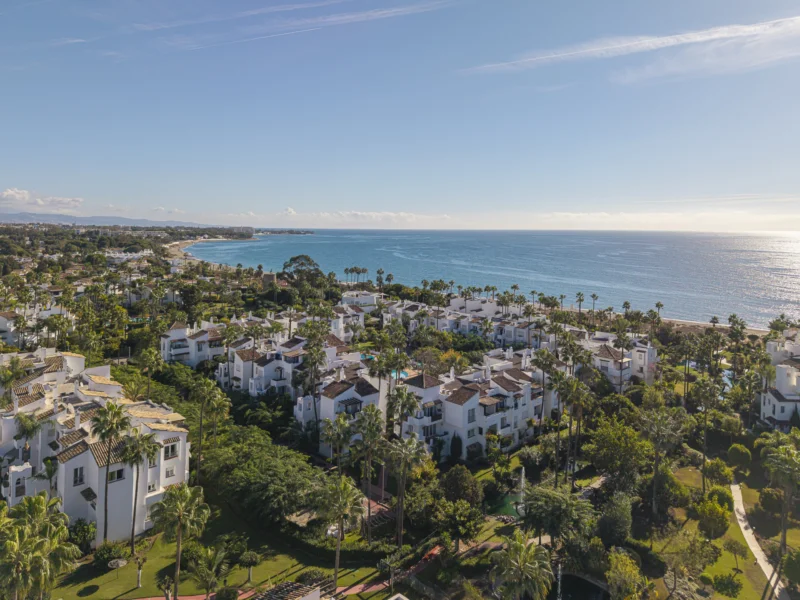 3 Bedroom Apartment for Sale in Estepona