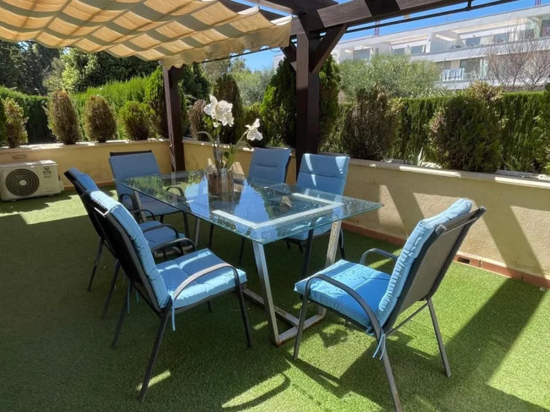2 Bedroom Apartment for Sale in Elviria, Marbella