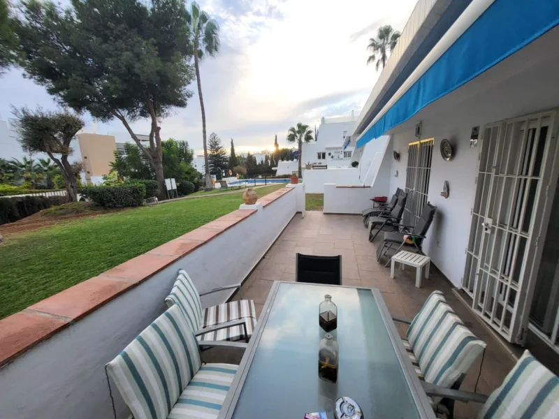 3 Bedroom Apartment with Terrace for Sale in Nueva Andalucía, Marbella