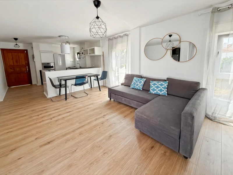 3 Bedroom Apartment for Sale in Elviria, Marbella