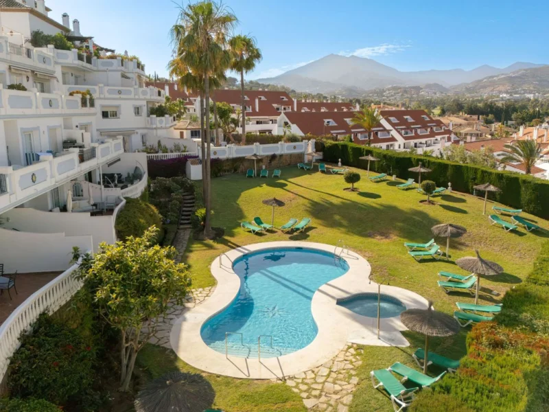 3 Bedroom Apartment for Sale in Nueva Andalucía, Marbella