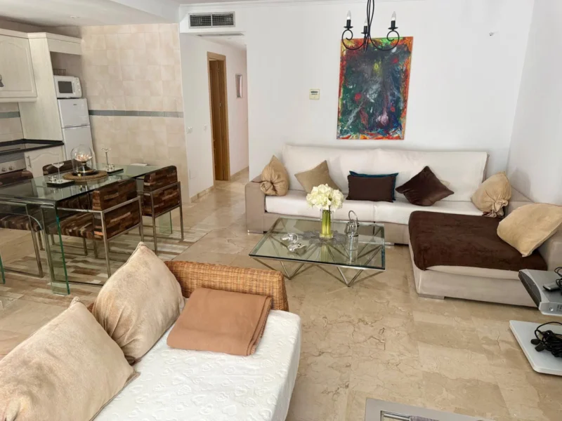 Furnished 2 Bedroom Apartment for Rent in Nueva Andalucía, Marbella