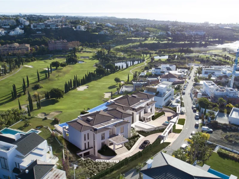 Apartment for Sale in Los Flamingos Golf, Los Flamingos, Benahavís