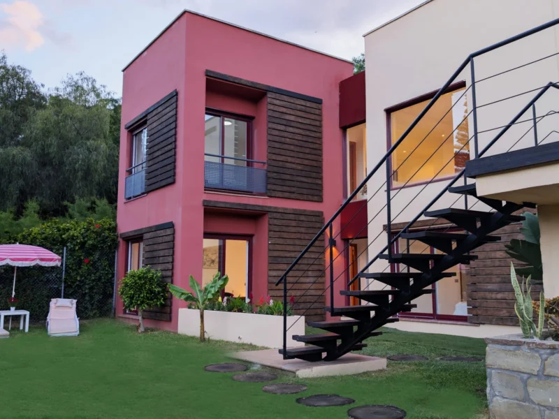 4 Bedroom Private Villa for Sale in Los Flamingos, Benahavís