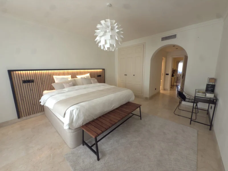 3 Bedroom Apartment with Terrace for Rent in Sierra Blanca, Marbella