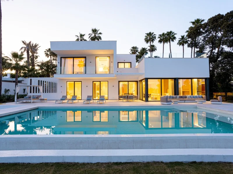 4 Bedroom Private Villa for Sale in El Paraiso Alto, Benahavís