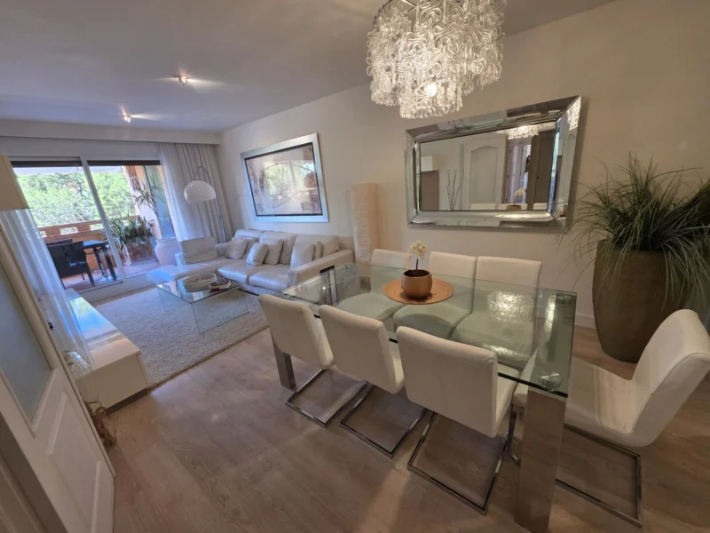 3 Bedroom Apartment for Sale in Milla de Oro, Marbella
