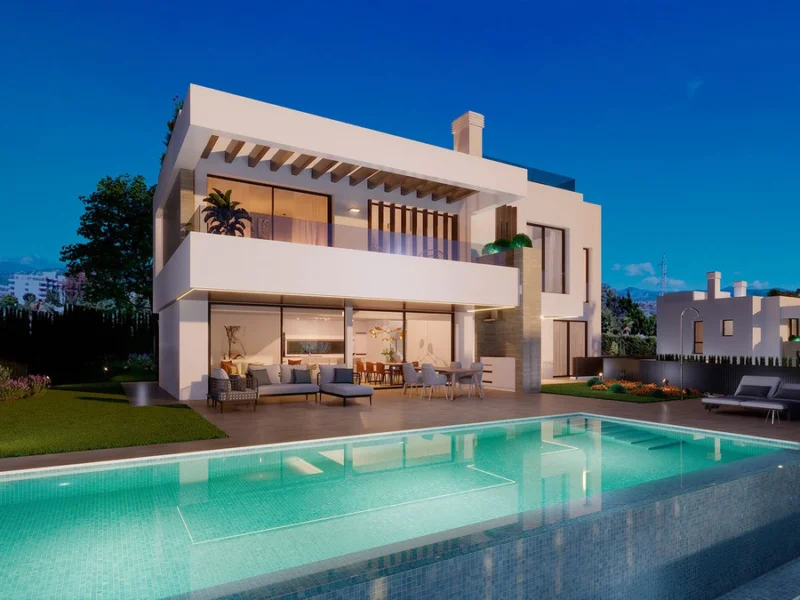 3 Bedroom Private Villa with Terrace for Sale in Nueva Milla de Oro, Estepona