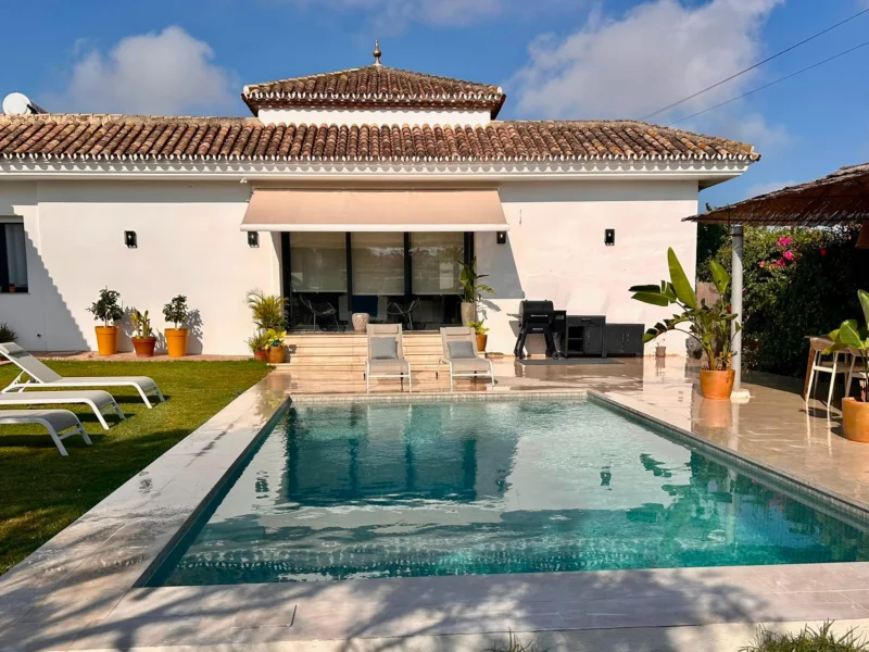 3 Bedroom Private Villa with Terrace for Rent in Guadalmina Alta, San Pedro de Alcántara