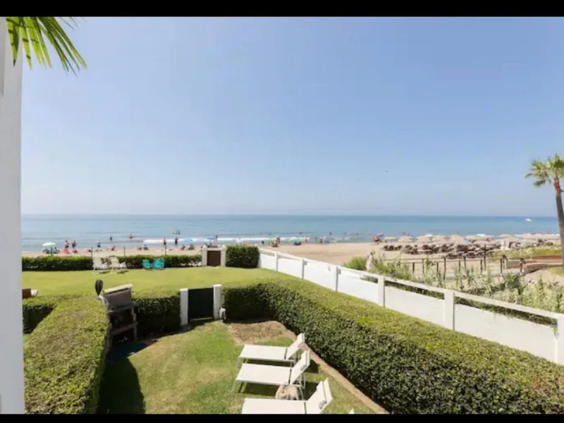 4 Bedroom Private Villa for Sale in El Rosario, Marbella