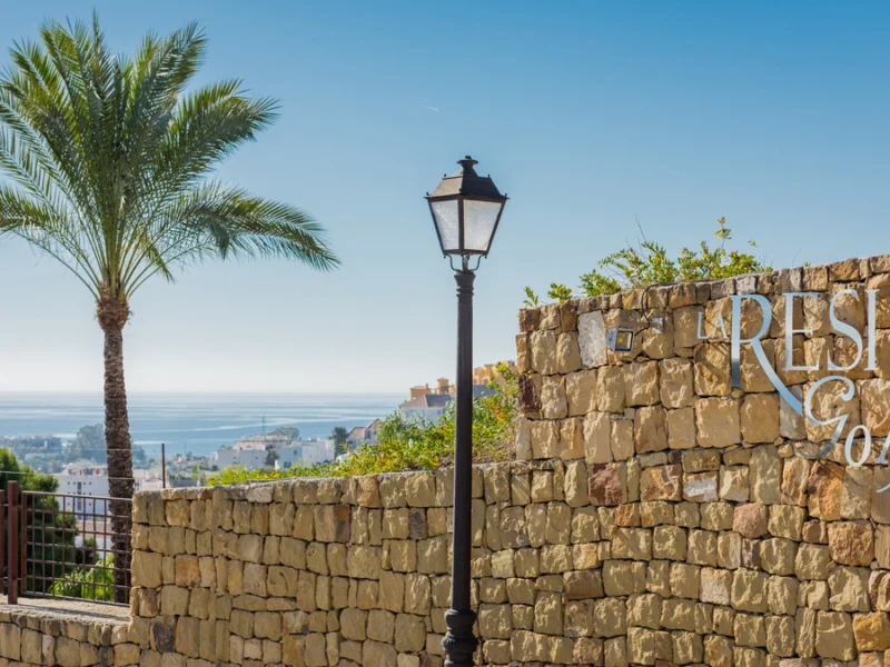 Apartment for Sale in Estepona