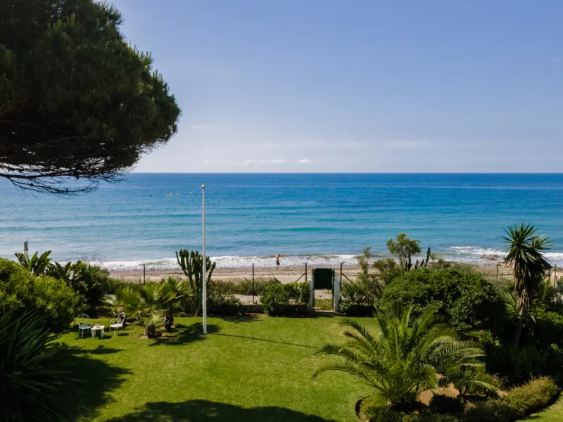 Apartment for Sale in El Paraíso, Estepona