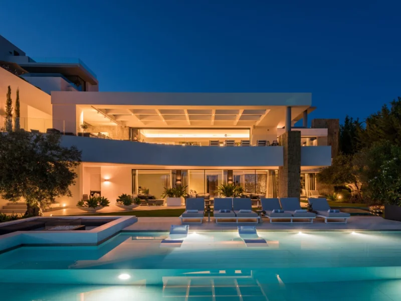 5 Bedroom Private Villa for Sale in Los Flamingos, Benahavís