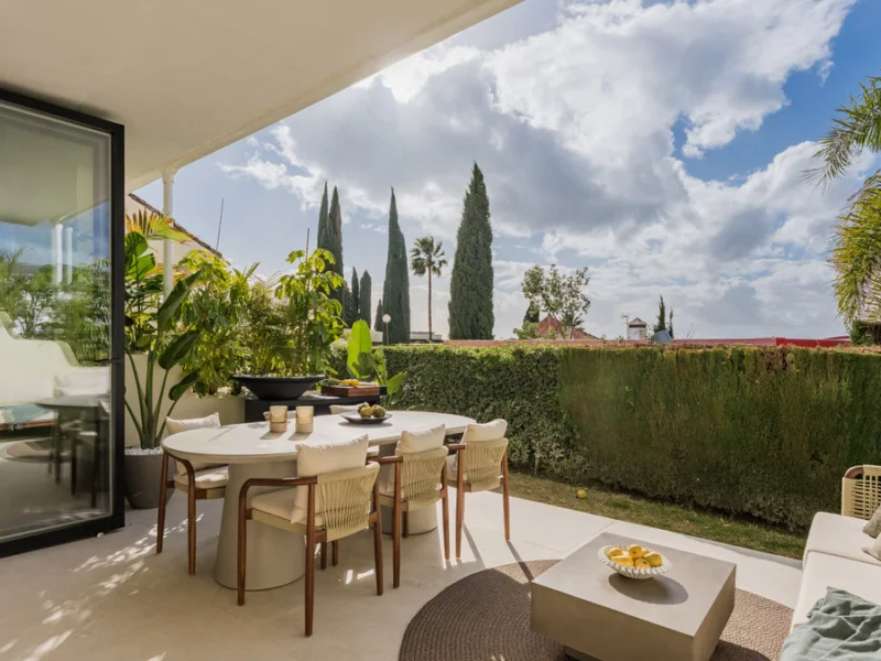 3 Bedroom Private Villa for Sale in Nueva Andalucía, Marbella