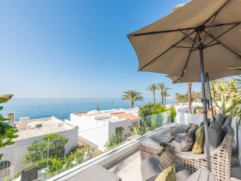 3 Bedroom Private Villa for Sale in Marbella