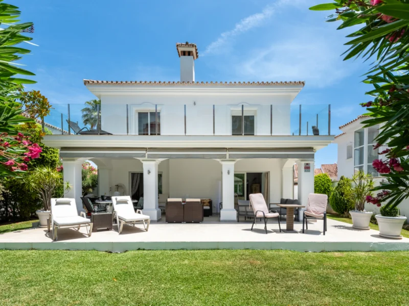 3 Bedroom Private Villa for Sale in San Pedro de Alcántara