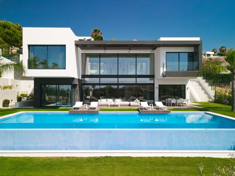 5 Bedroom Private Villa for Sale in Benahavís