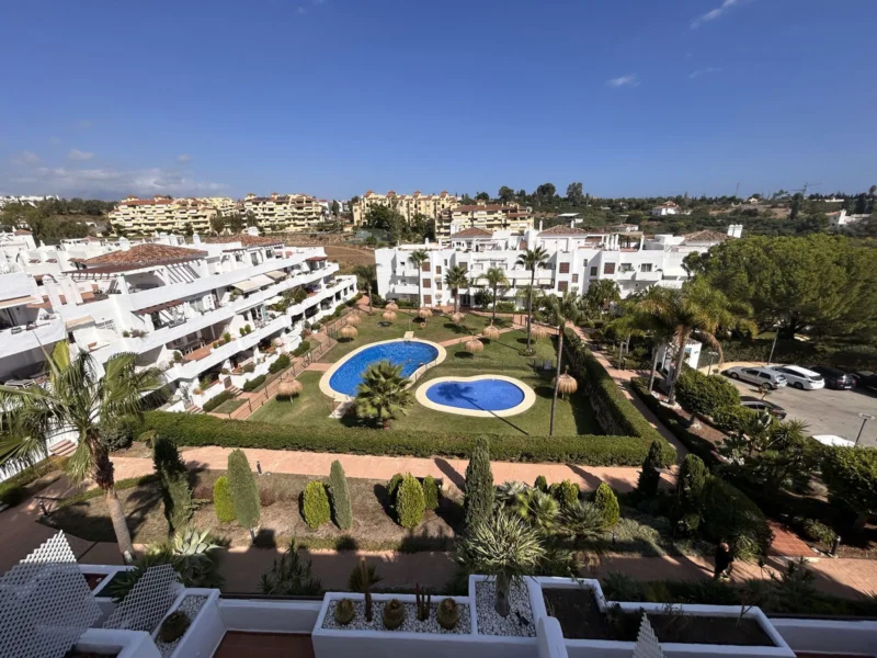 3 Bedroom Apartment for Sale in Estepona