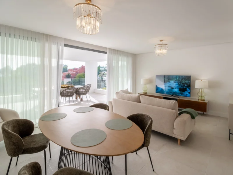 3 Bedroom Apartment for Sale in Artola, Marbella