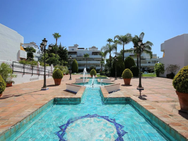 4 Bedroom Apartment for Sale in Jardines de Sierra Blanca, Milla de Oro, Marbella