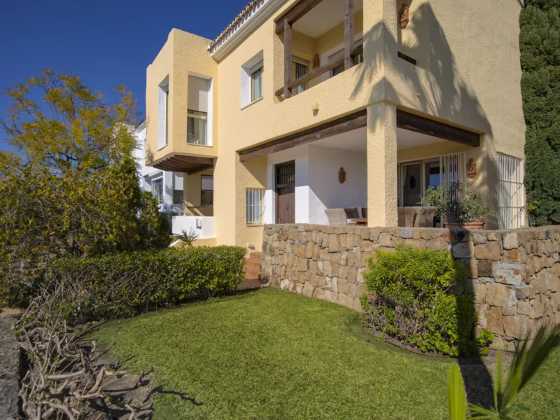 3 Bedroom Private Villa for Sale in Benahavís