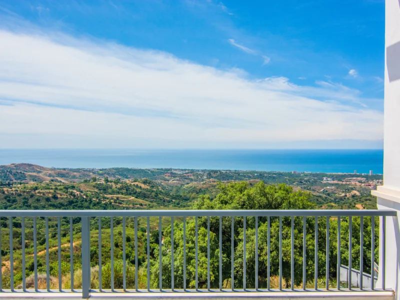 4 Bedroom Private Villa for Sale in La Mairena, Marbella
