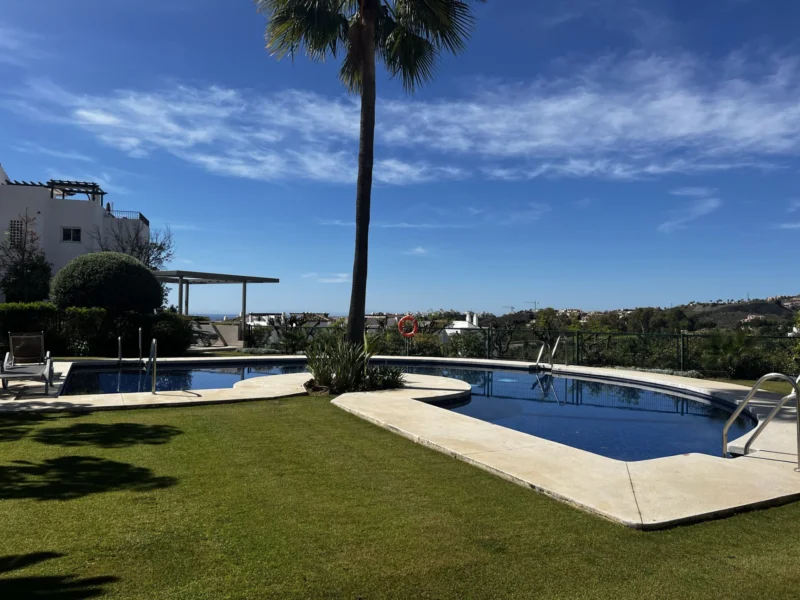3 Bedroom Apartment for Sale in Los Arrayanes Golf, Los Arqueros, Benahavís