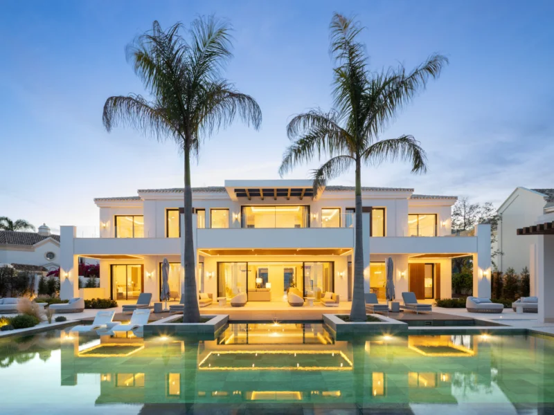 7 Bedroom Private Villa for Sale in Monte Halcones, Benahavís