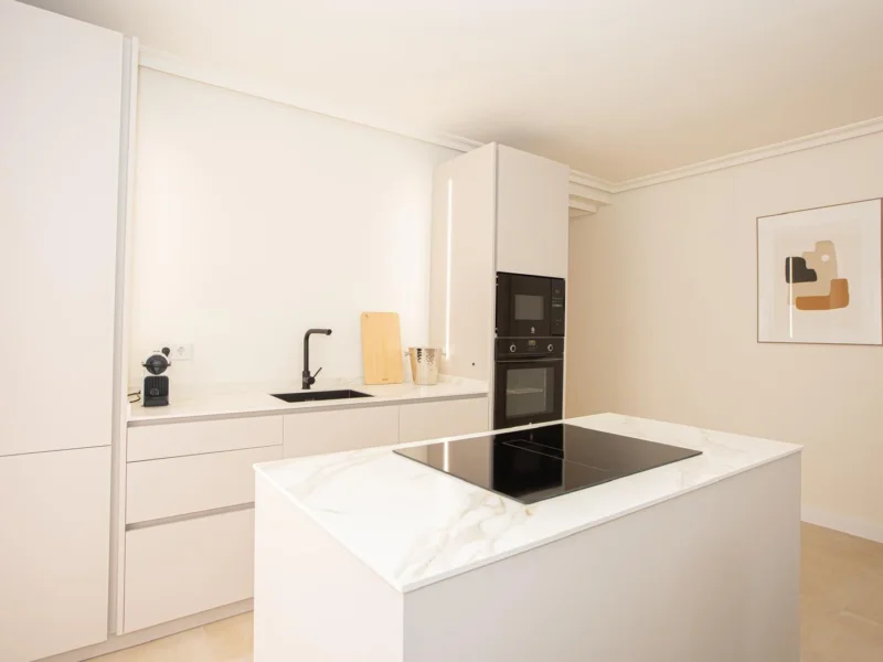 3 Bedroom Apartment for Sale in Nueva Andalucía, Marbella